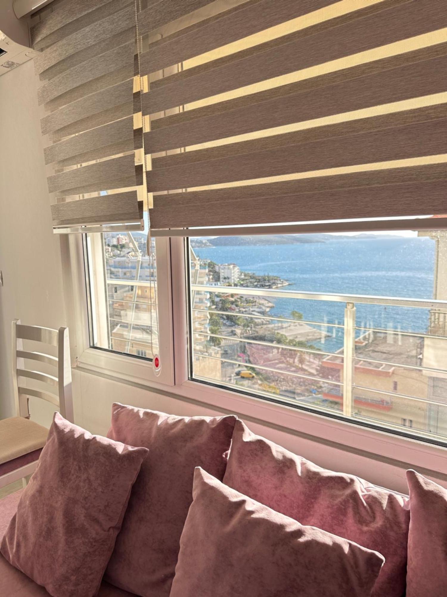 Rose Sea View Apartment Саранде Екстериор снимка
